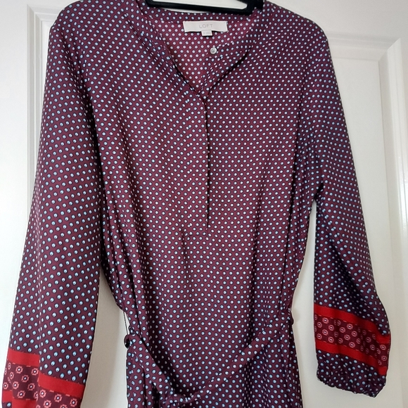 LOFT Dresses & Skirts - LOFT shirt dress with belt